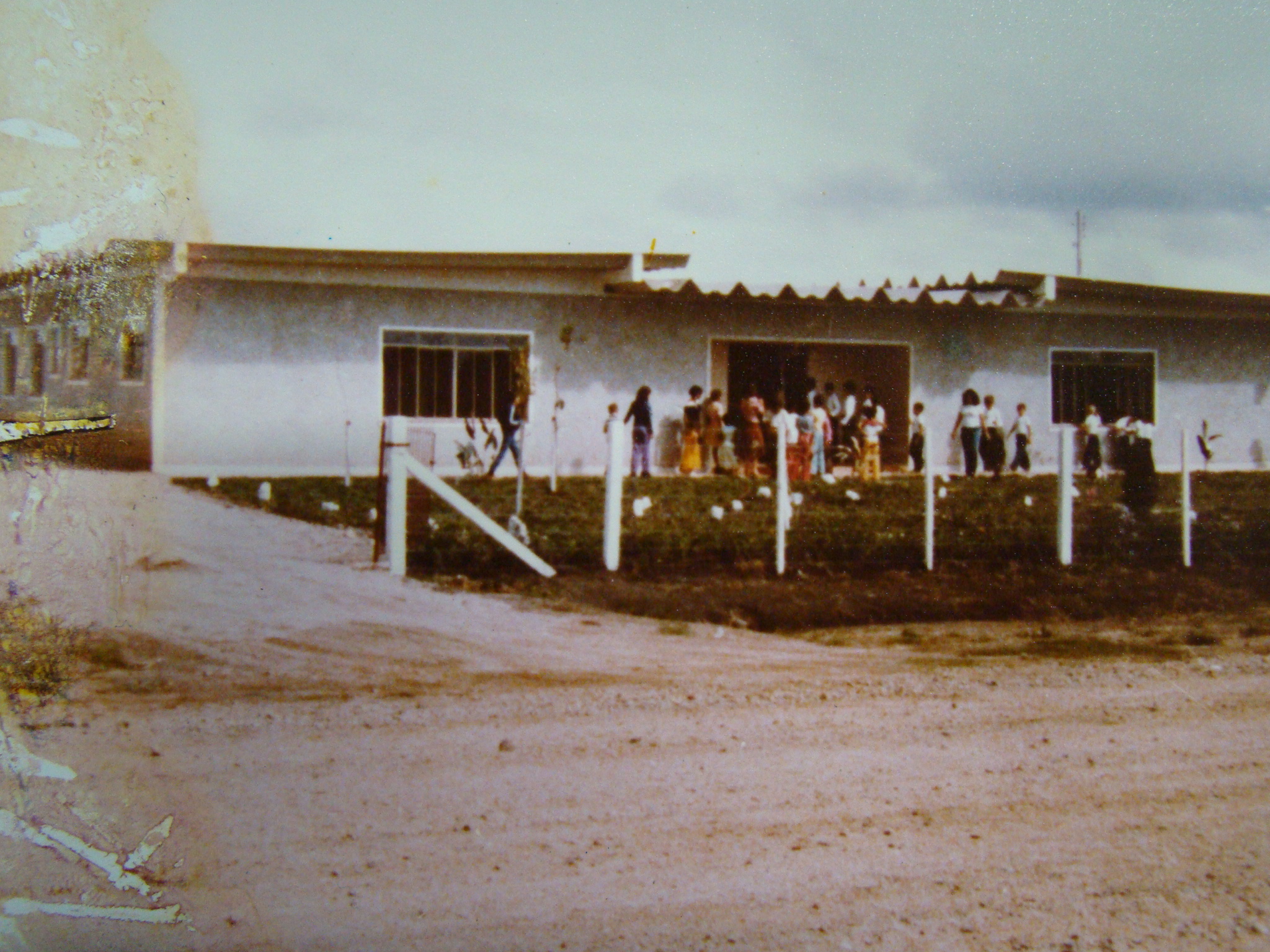 Foto histórica da escola Mão Cooperadora